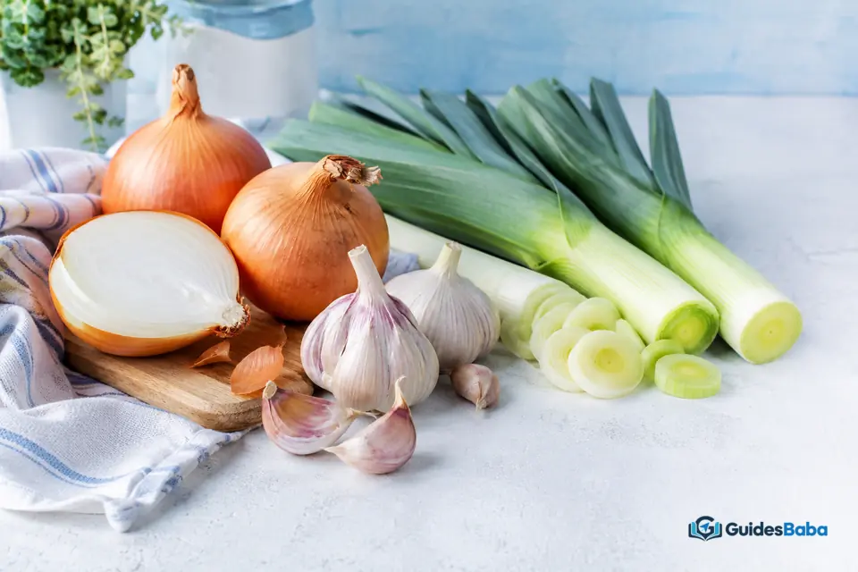 Onions and garlic that may cause bloating